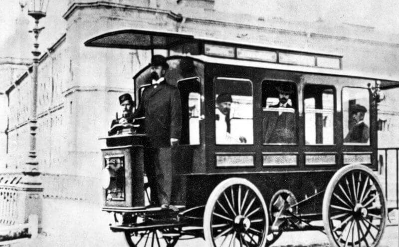 Еще не было Советского Союза, но уже был электромобиль. Тот самый, созданный Ипполитом Романовым. Фото.