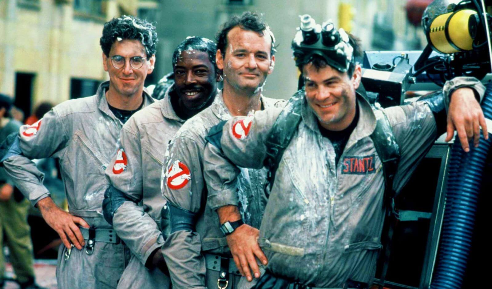 Чем занимаются охотники за привидениями? Многие мечтали стать настоящими охотниками за привидениями. Вот только привидений не существует. Фото.