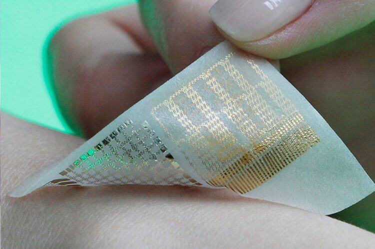 Квантовый «пластырь» может помочь человеку справиться с болезнями. Сможет ли квантовый пластырь стать перспективной технологией будущего? Фото.