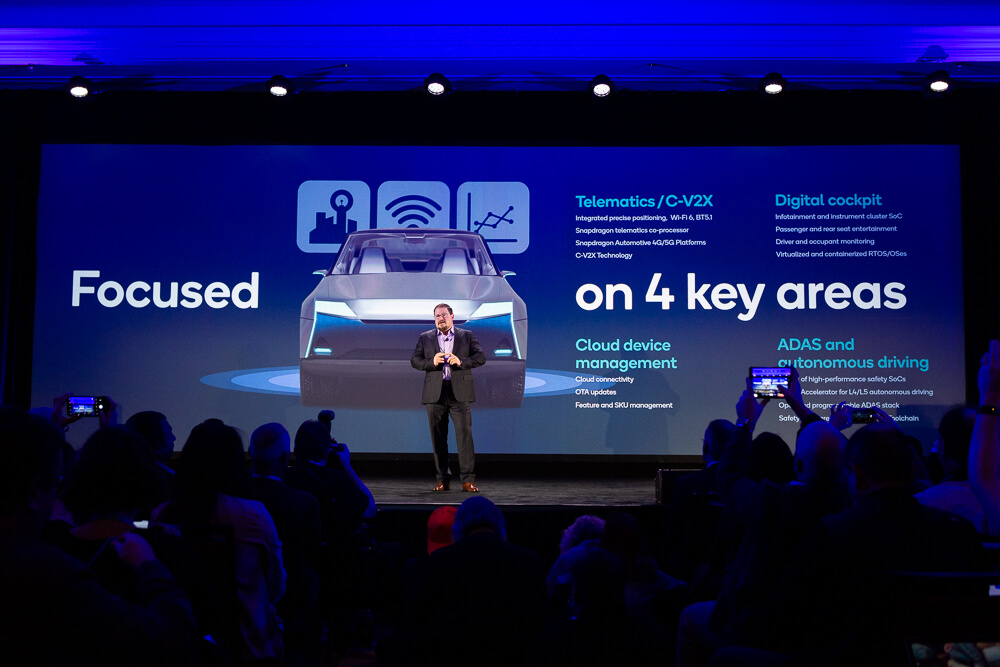 Системы помощи водителю помогут в экстренных ситуациях. Фото.