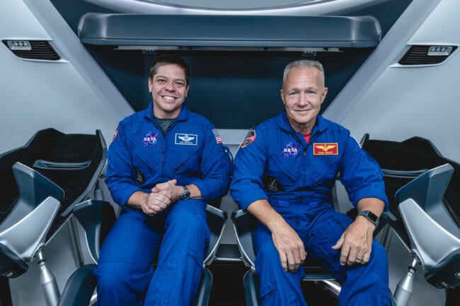 SpaceX планируют запуск первой космической миссии с людьми на борту Crew Dragon весной 2020 года. Фото.