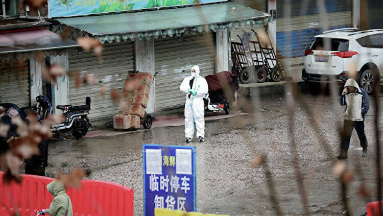 Чем опасен вирус 2019-nCoV? На городском ранке Ухани проводятся специальные мероприятия. Фото.