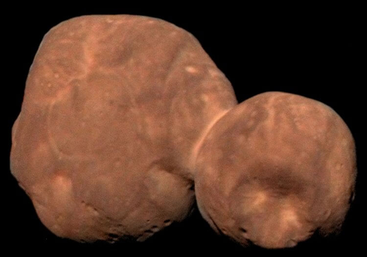 Опровержение господствующей теории формирования планет. Зонд New Horizons сделал уникальные снимки древнего астероида. Фото.