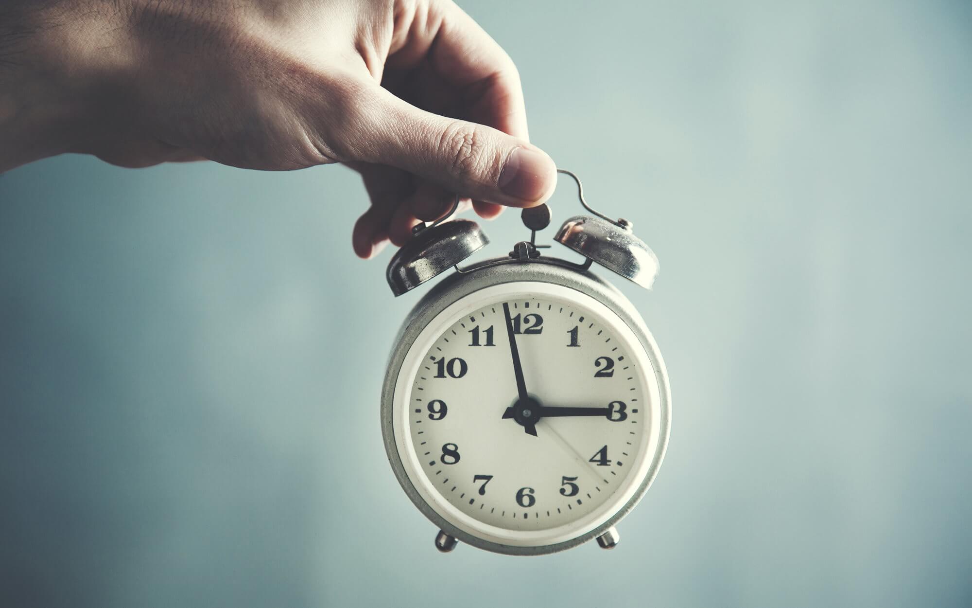 Лучшая мелодия для будильника. А какие будильники вы любите больше — стандартные, или те, которые установлены в смартфоны? Фото.