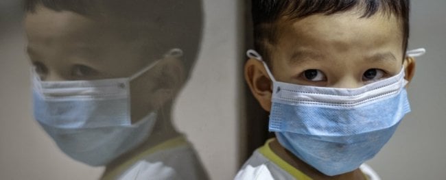 Почему коронавирус «избегает» детей? Фото.