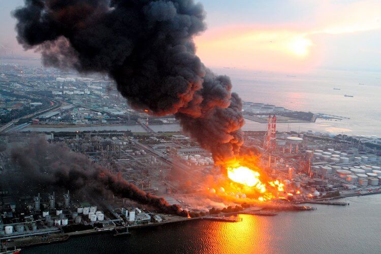 Самые мощные АЭС в мире. Несмотря на аварию на станции Фукусима, она продолжает работать. Фото.
