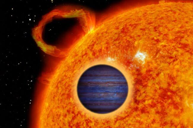 Астрономы обнаружили «горячий Юпитер», который вращается очень близко к родной звезде. Фото.