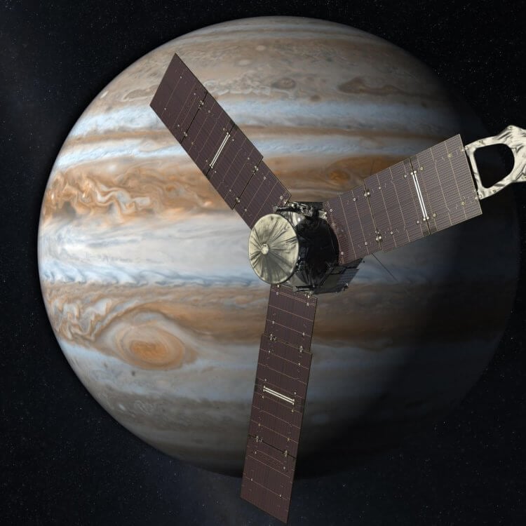Сколько воды в газовом гиганте? Межпланетная станция Juno приближается к Юпитеру. Фото.