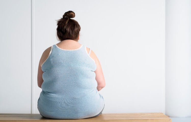 Ожирение может быть показателем раннего старения. Ожирение может быть признаком раннего старения организма. Фото.