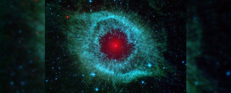 Чем прославился телескоп Spitzer? Фотография туманности “Спираль”, полученная “Спитцером”. Фото.