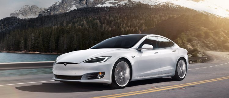 Обновление для Tesla. Теперь эта красота сможет проехать 627 км без подзарядки. Фото.