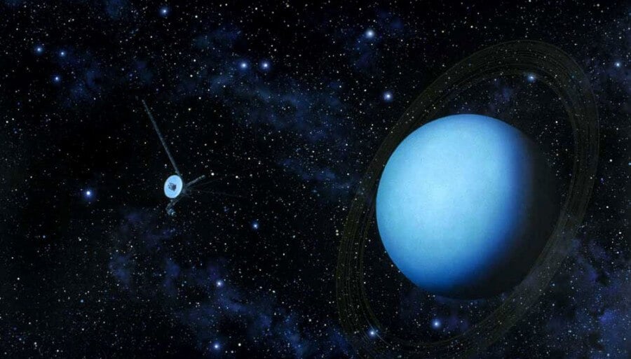 Когда нашли Уран. Уран — “неправильная” планета, которая была опрокинута набок в результате космического катаклизма. Фото.