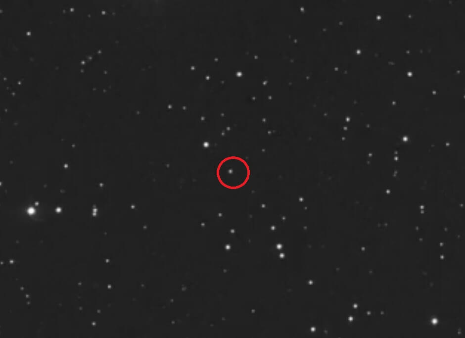 Приближение астероида к Земле. Астероид 1998 OR2 на снимке. Фото.