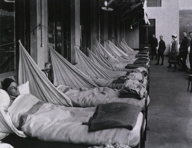 Чему эпидемия испанки в 1918 году может научить нас во время эры коронавируса? Фото.