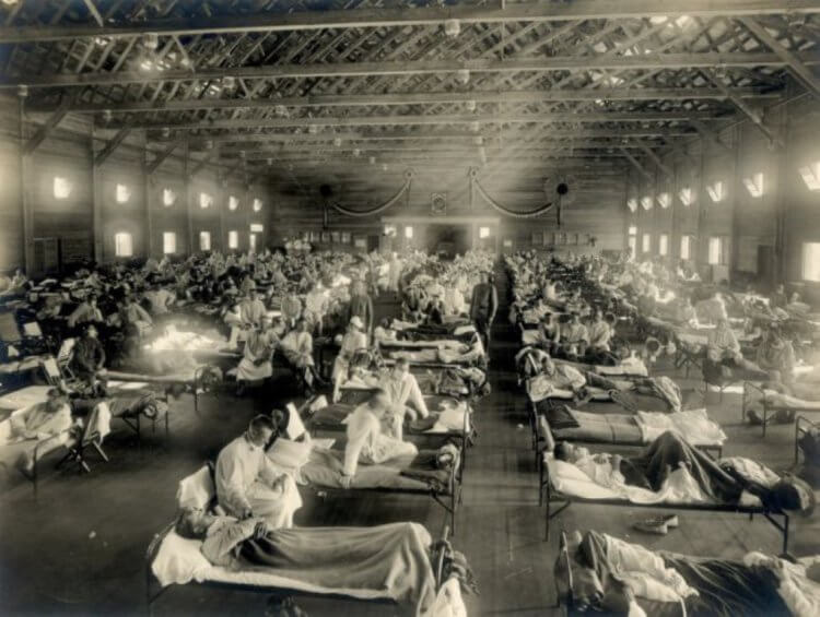 Похож ли коронавирус на испанский грипп? Испанский грипп стал причиной гибели более 50 миллионов человек. Фото.