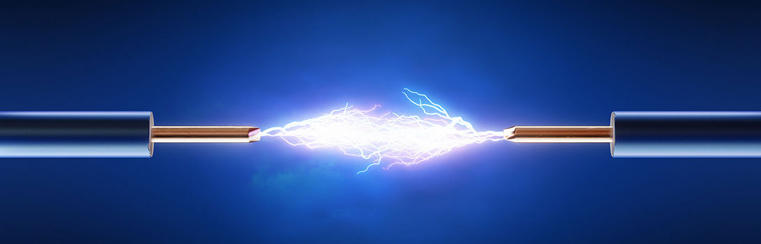 Это можно назвать молнией в миниатюре. Процессы похожи. Фото.