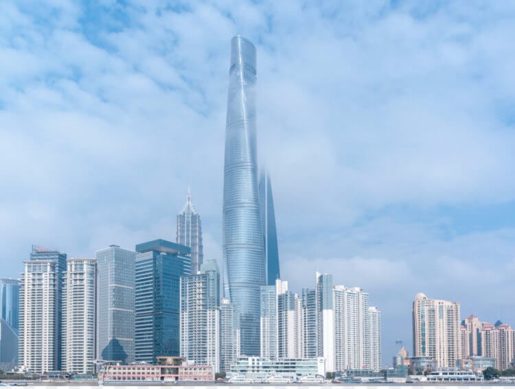 Самые высокие здания мира. Это Шанхайская башня. Второй по высоте небоскреб в мире. Фото.