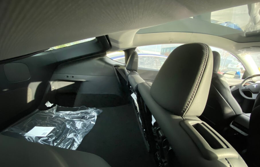 Как выглядит салон Tesla Model Y? Багажник Tesla Model Y. Фото.