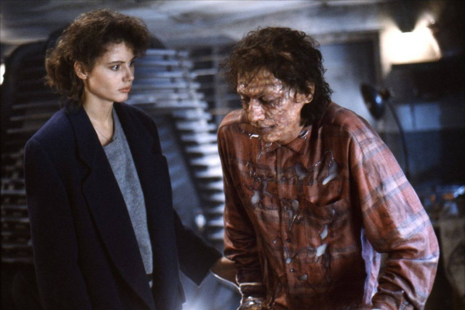 Вот что получится, если муха решит телепортироваться с вами за компанию. Фото.