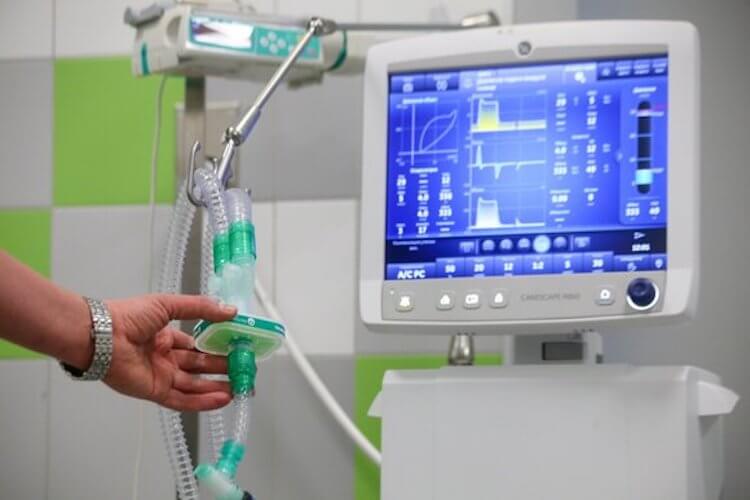 Этот аппарат необходим, но сам по себе не является гарантией успешного лечения. Фото.