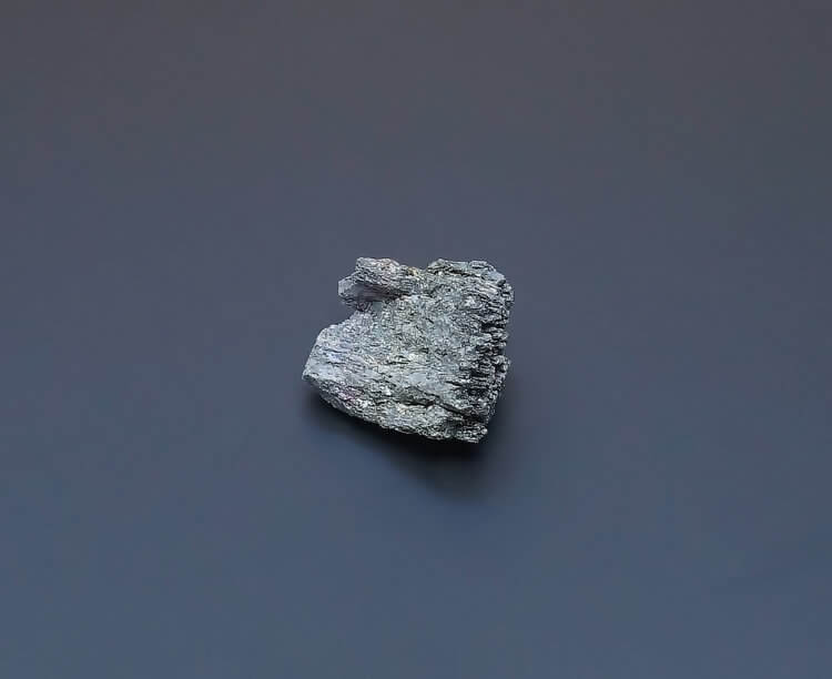 Что такое карбид кремния? Природный муассанит – очень красивый минерал. Фото.