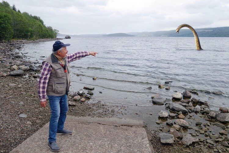 Когда в первый раз увидели чудовище озера Лох-Несс. Мастер фотошопа 80-го уровня. Фото.