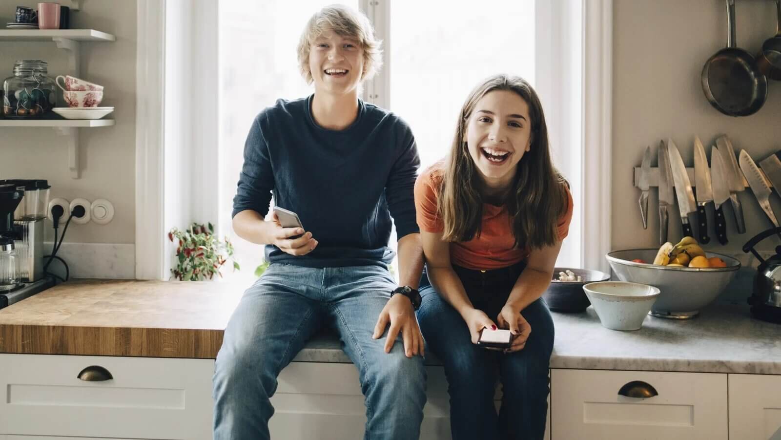 Как помочь подросткам во время карантина? Современным подросткам выпало жить в эпоху изменения климата и пандемии. Фото.