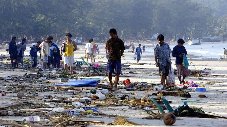 Самое разрушительное цунами. Последствия цунами всегда очень страшные. Фото.