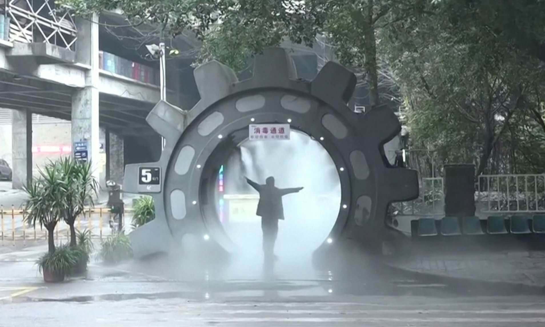 Не знаю как вы, но я жду не дождусь, когда такие ворота появятся и у нас. Фото.