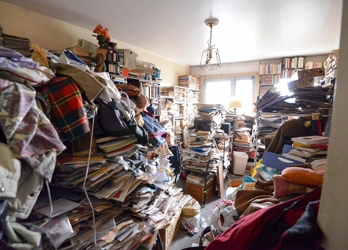 Комната человека с синдромом Диогена. Фото.