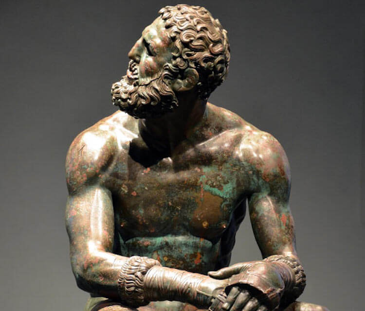 Кулачных бойцов в основном изображали с бородой. Фото.