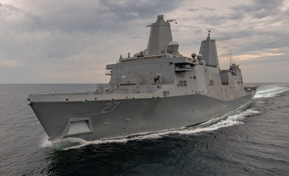 Корабль USS Portland (LPD 27) с самого начала предназначался для установки лазерного оружия. Фото.