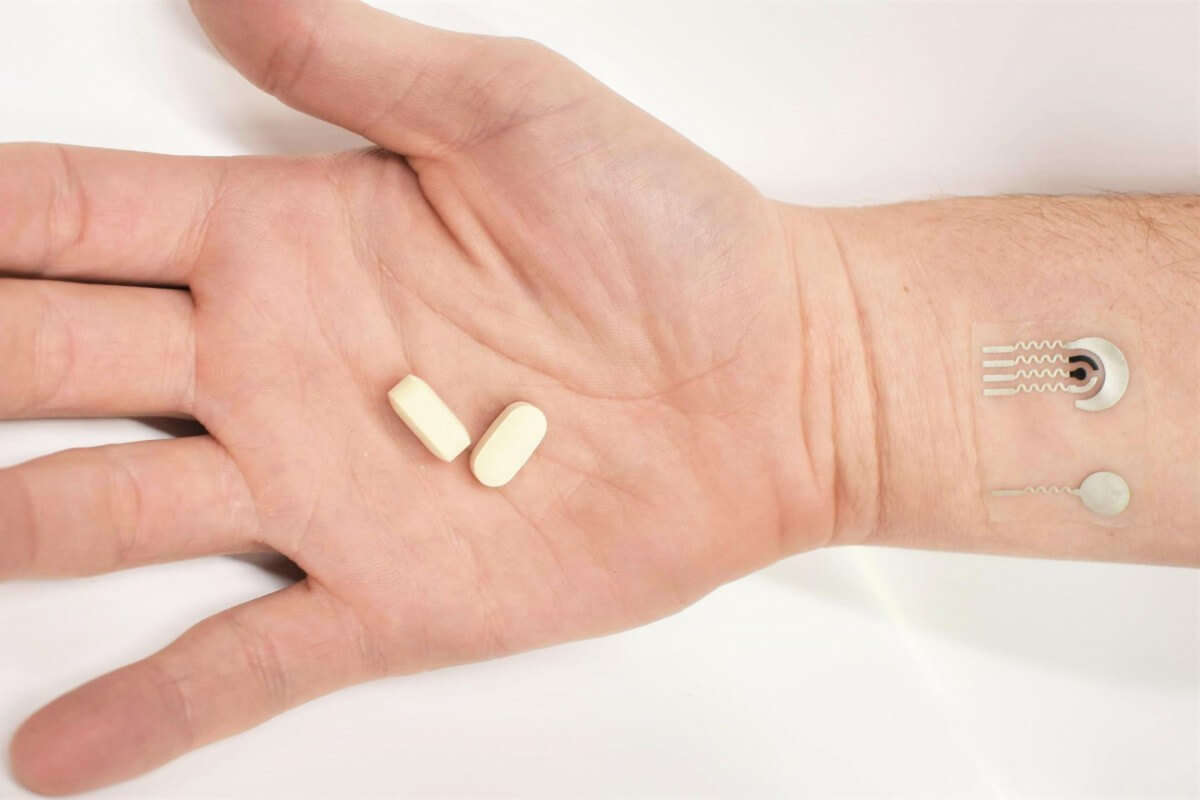 Ученые смогли определить уровень витамина C человека без анализа крови. Часть прибора для измерения уровня витамина C с помощью пота. Фото.