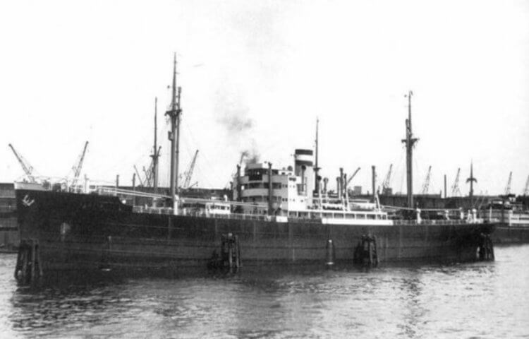 Корабли, пропавшие в Бермудском треугольнике. Судно «Рубикон» было обнаружено в 1944 году без единого члена команды. Фото.