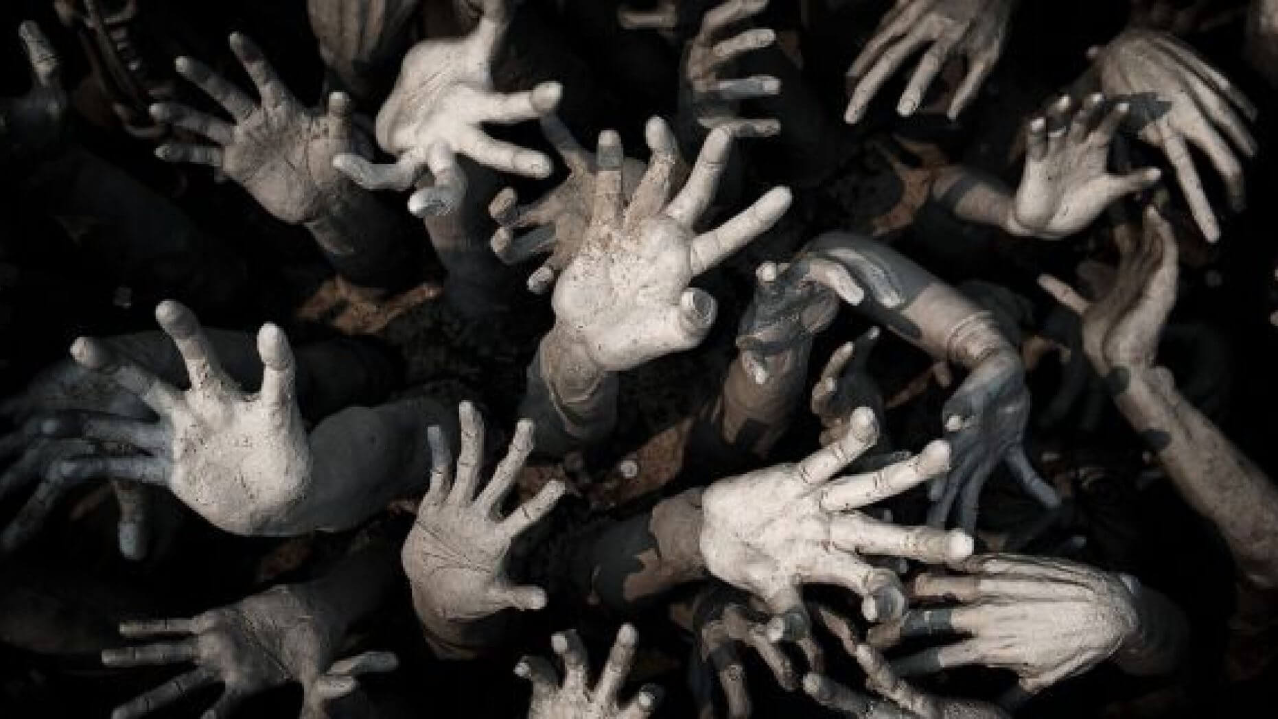 Этим людям кажется, что они мертвы. Фото.