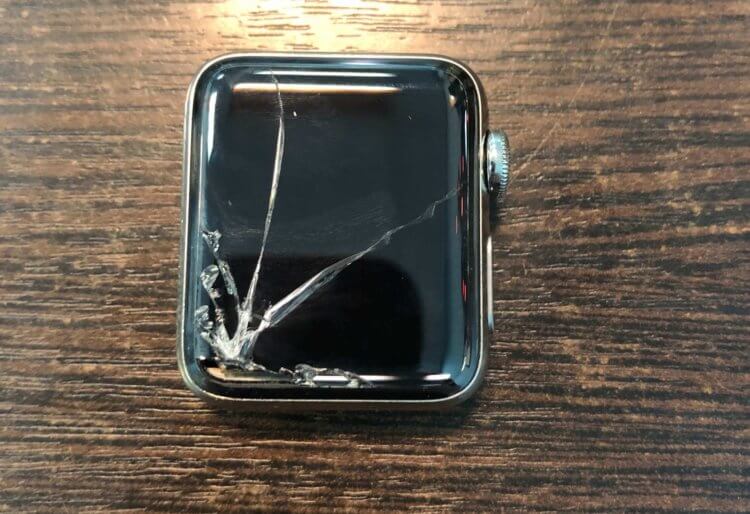 Обмен Apple Watch на новые. Очень болезненная поломка для часов. Фото.
