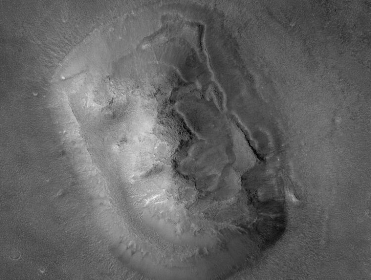 Загадочные фотографии Марса. «Лицо на Марсе» в высоком разрешении. Фото.