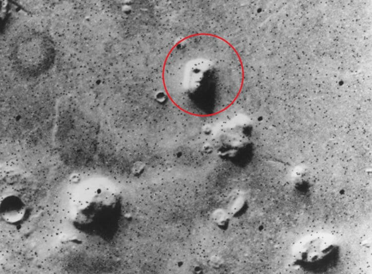 Загадочные фотографии Марса. «Лицо на Марсе» было обнаружено в 1976 году. Фото.