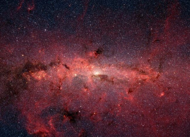 За пределами Млечного Пути обнаружена галактическая стена. Фото.