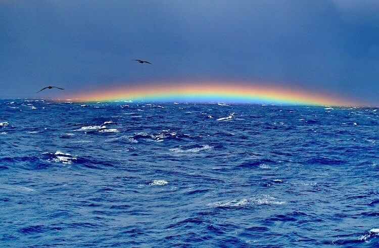 Почему в Бермудском треугольнике пропадают корабли. Можно сколько угодно говорить о мистике в Бермудском треугольнике, но по большому счету это просто обычный кусок океана со своими природными явлениями. Фото.