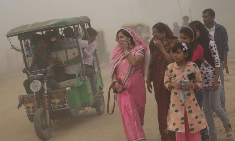 Самый грязный воздух в мире. Человечество загрязнет не только сушу и воду, но и воздух. Фото.