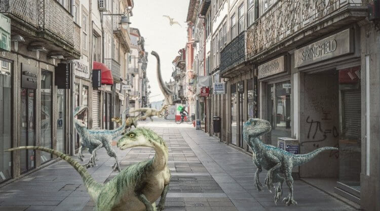 Влияние коронавируса на природу. «Все на карантине, поэтому динозавры наконец-то возвращаются на улицы Лиссабона. Природа исцеляется. Вирус — это мы», — пошутил один из пользователей твиттера. Фото.