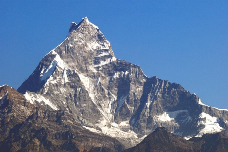 Гора Мачапучаре (Непал). Вершина горы Мачапучаре. Фото.