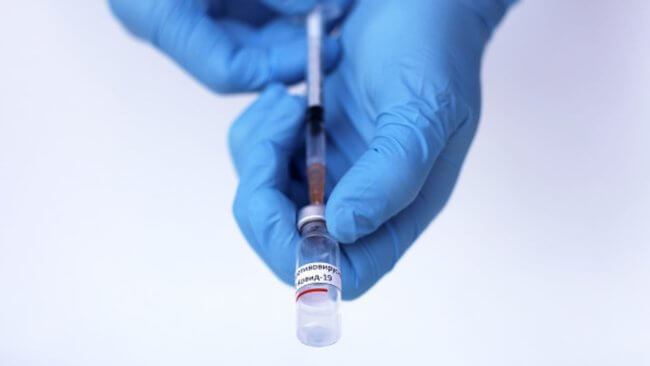 Как работает первая российская вакцина от коронавируса «Спутник-5»? Фото.