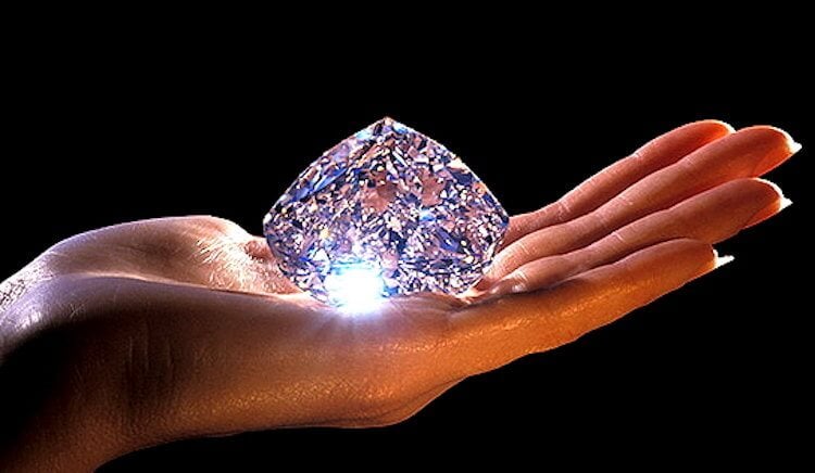Откуда берутся алмазы. Человек не может создать такую красоту. На это способна только природа. Фото.