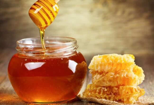 Статистика: насколько хорошо мед помогает от кашля? Фото.