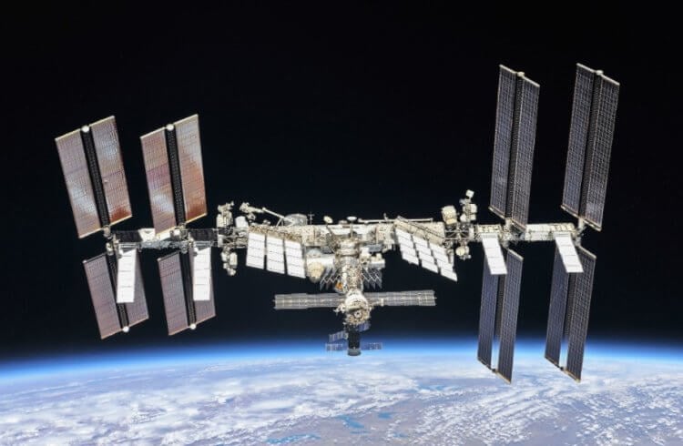 На МКС произошла утечка воздуха. Что делают астронавты? На Международной космической станции произошла утечка воздуха. Опять. Фото.