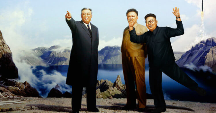Психология культа личности. Так (предположительно) выглядит счастливая семья диктаторов. Фото.