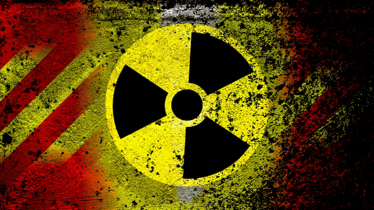Мифы о радиации. Что правда, а что нет. Радиация опасна, но что-то о ней является мифам. Фото.