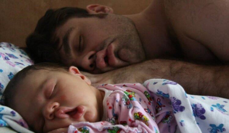 Сон детей и взрослых. Между сном детей и взрослых есть большая разница. Фото.